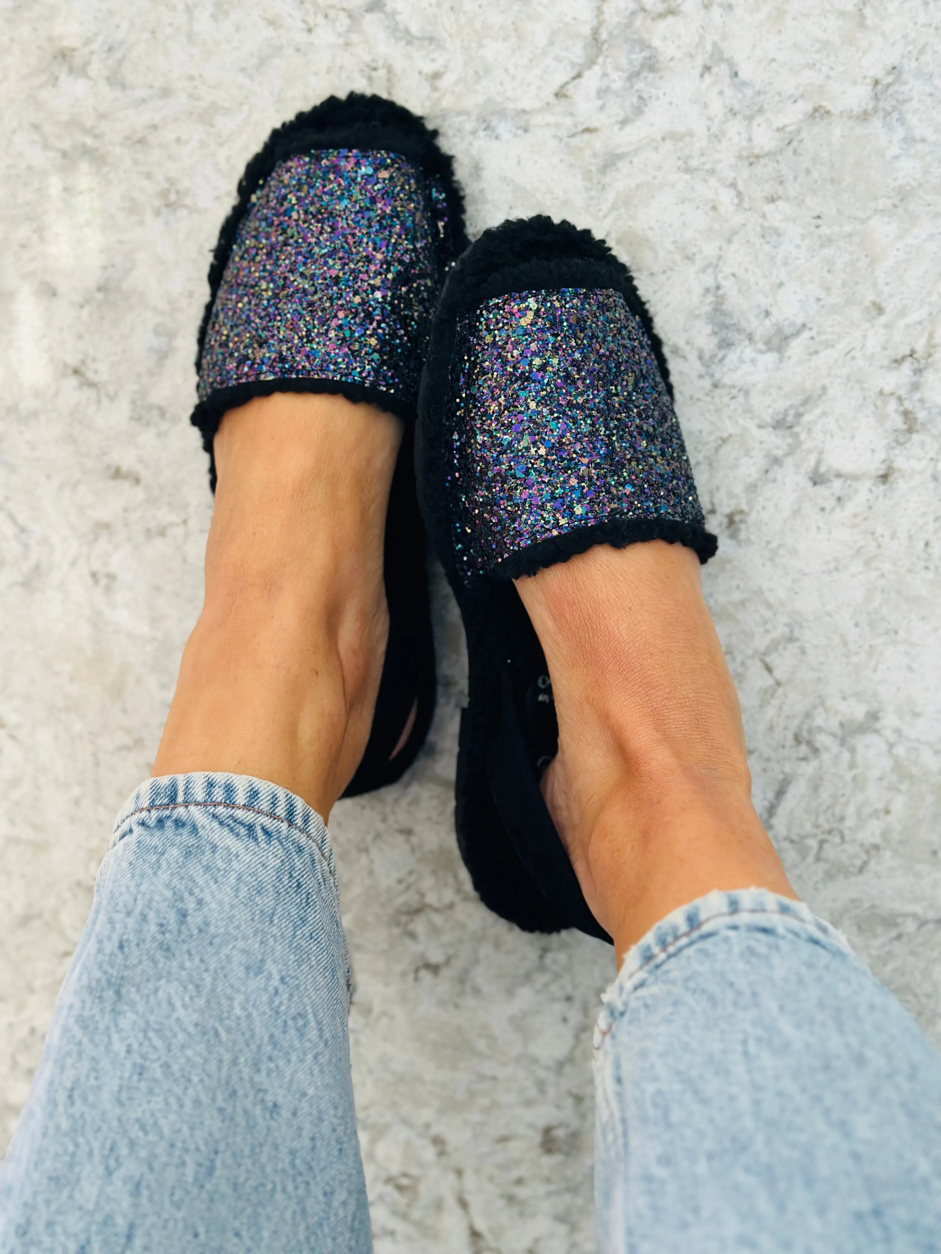 Black Multi Glitter Palmaira Snug