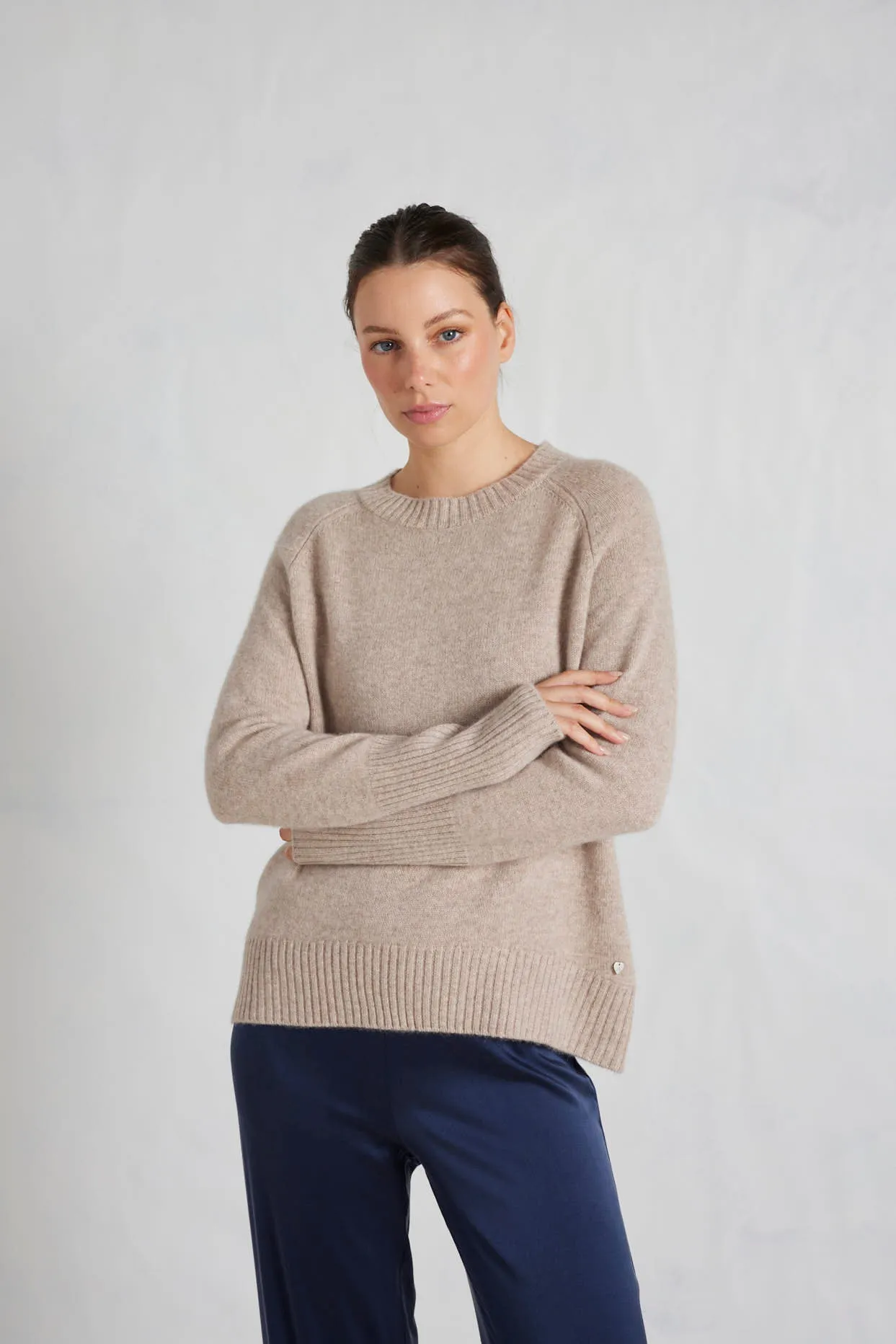 Fifi Crew Cashmere Sweater in Lightweight Beige