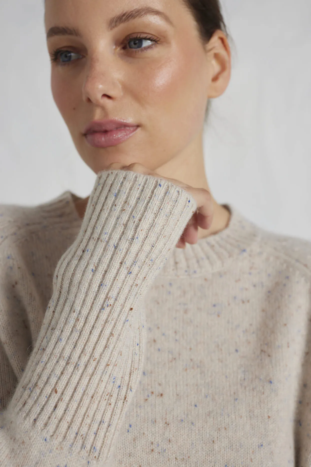 Fifi Crew Cashmere Sweater in Seashell