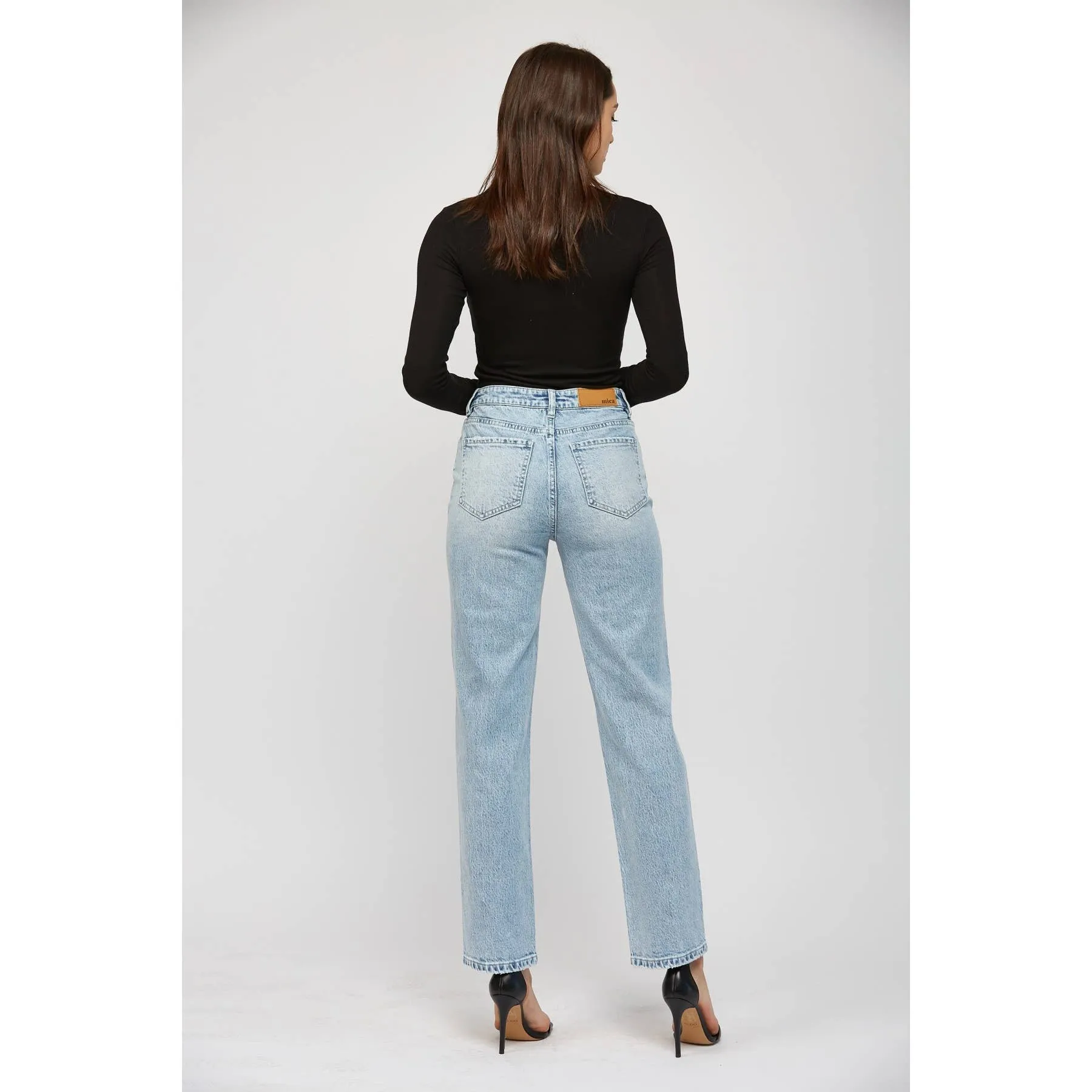 HIGH RISE STRAIGHT LEG