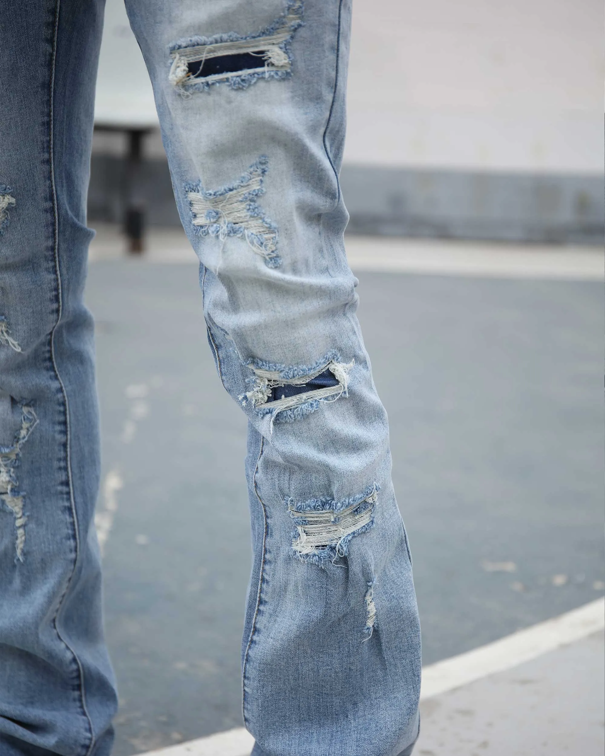 Light Wash Blue Ripped Jeans with Irregular Ripped-Mexico Local Delivery