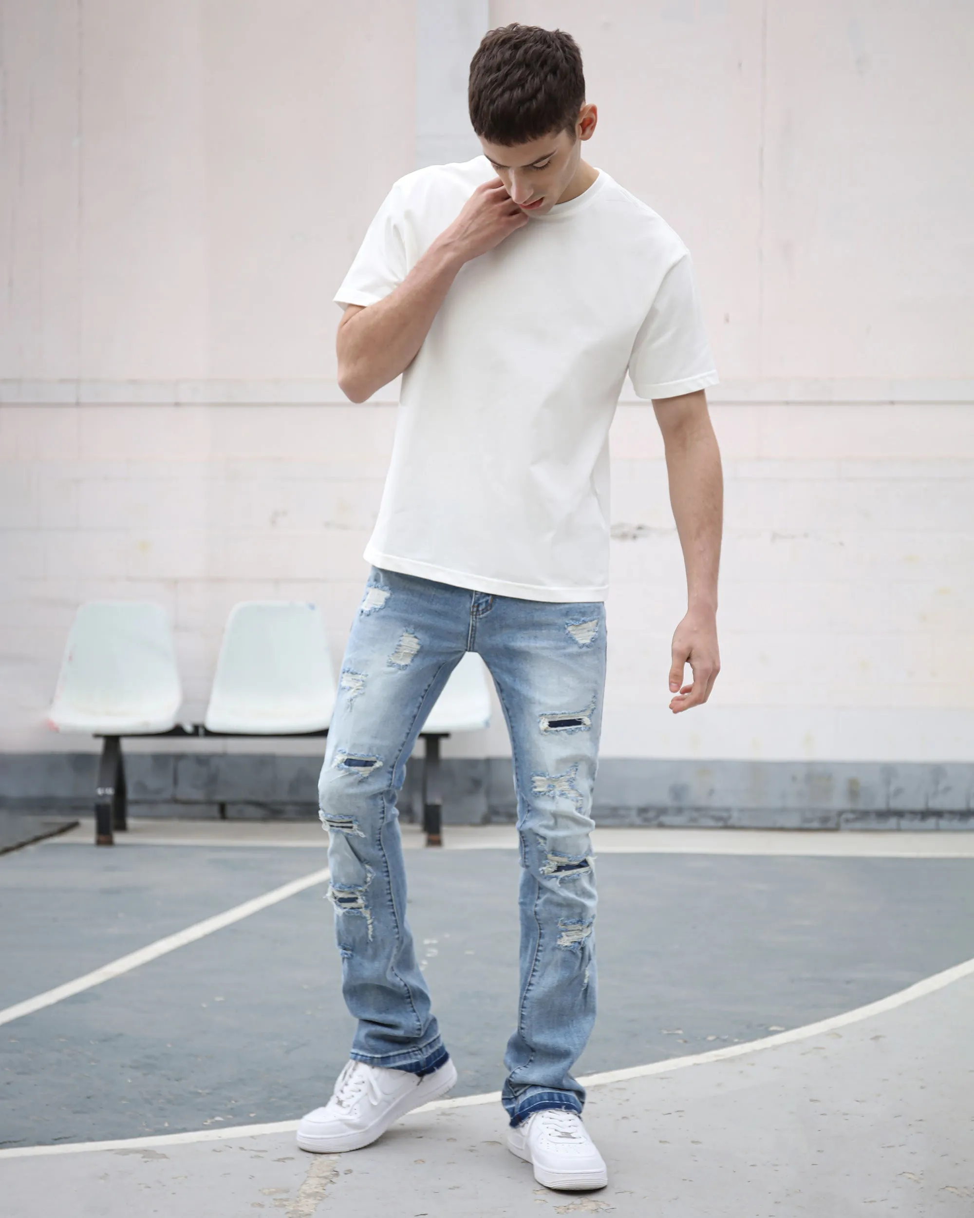 Light Wash Blue Ripped Jeans with Irregular Ripped-Mexico Local Delivery