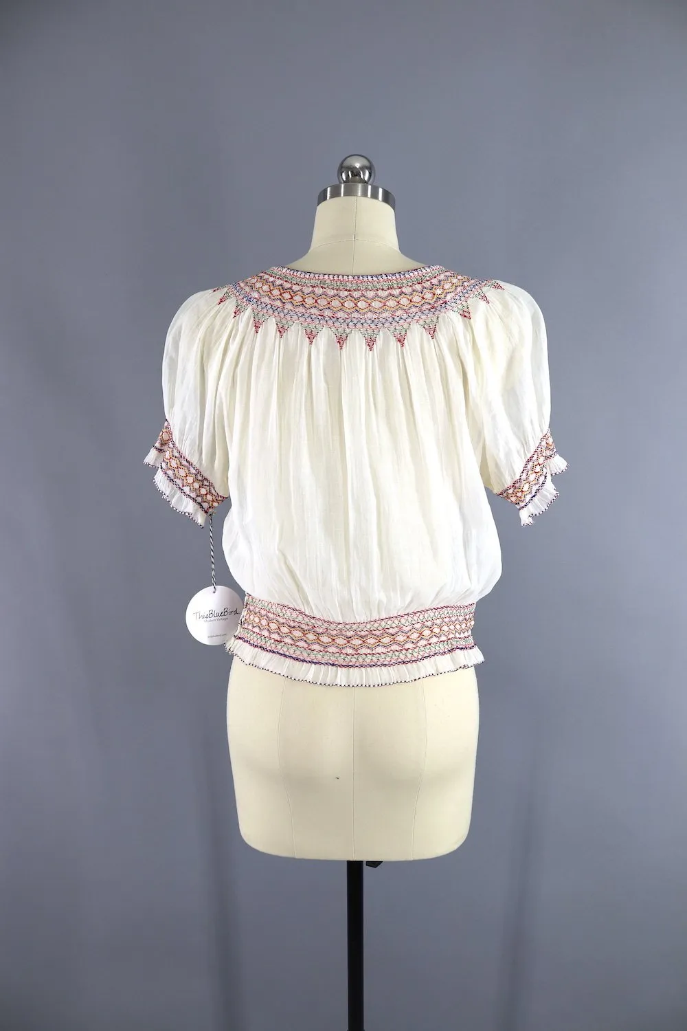 Vintage 1930s Embroidered Peasant Blouse / Red Floral Hungarian Embroidery